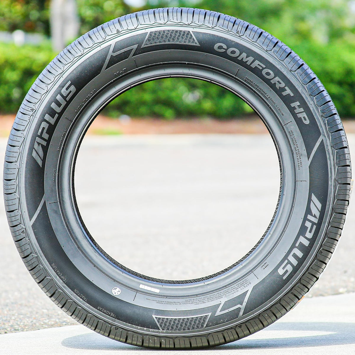 215/60R16 95V Passenger Tire I3204