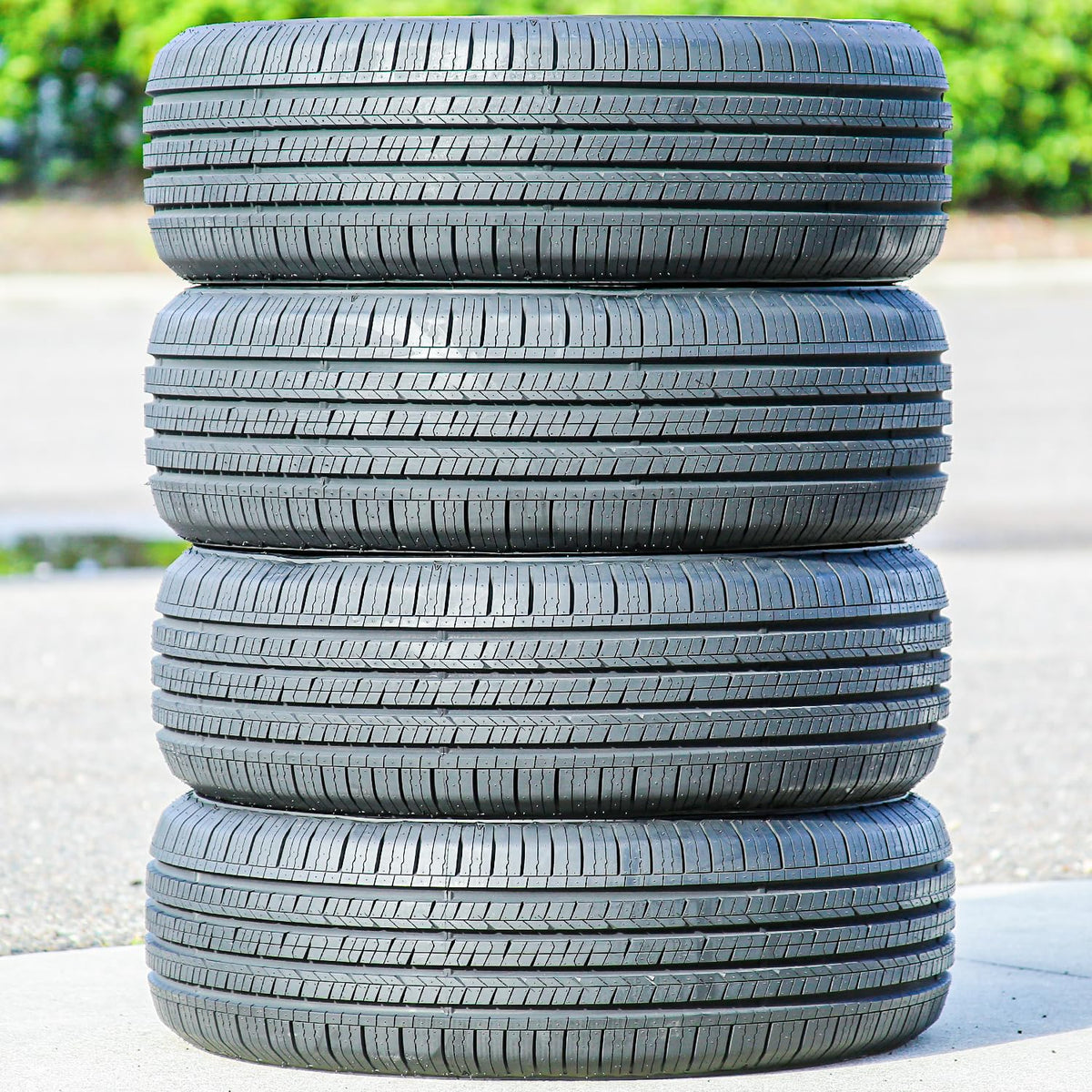 215/60R16 95V Passenger Tire I3204