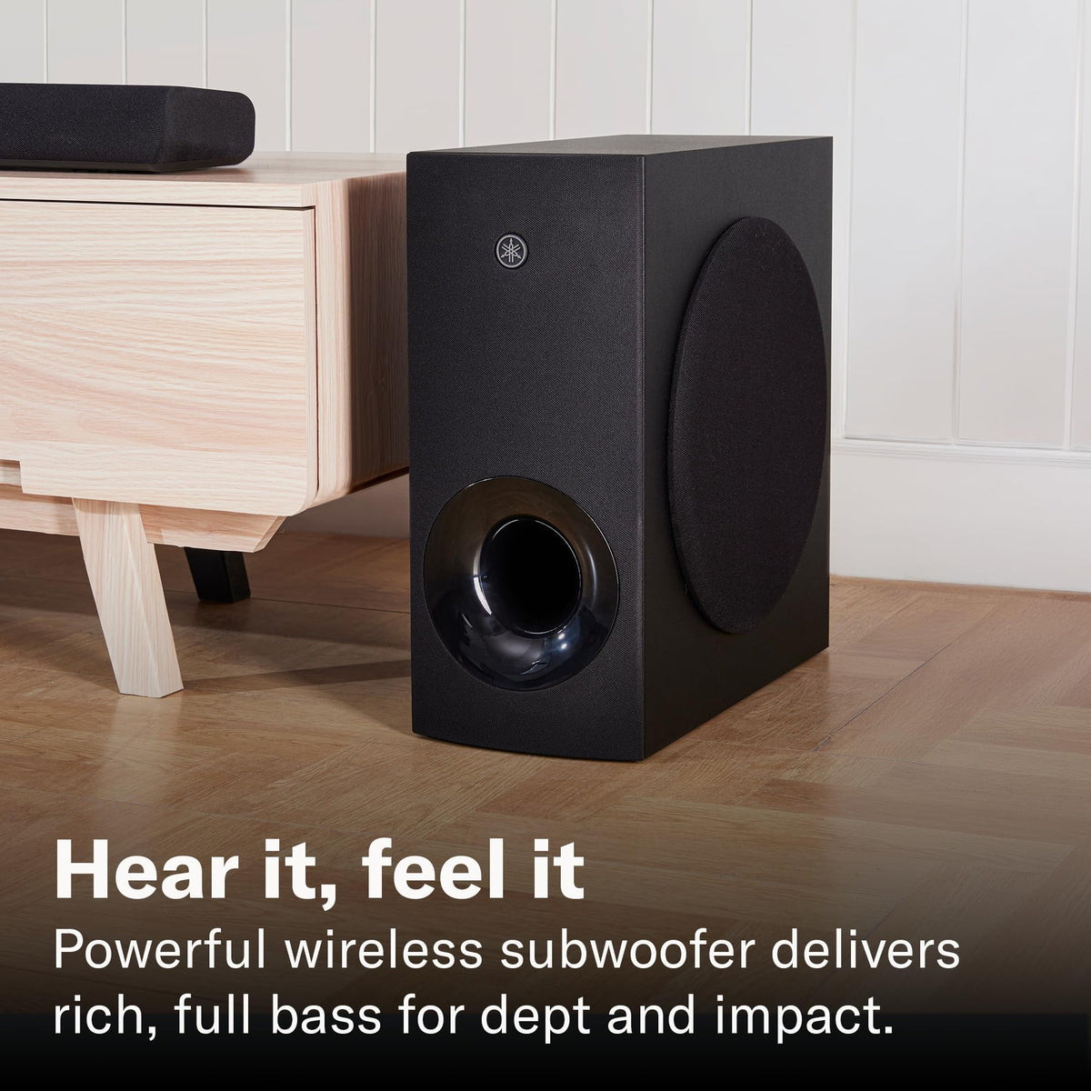 Black Sound Bar with Wireless Subwoofer L955599